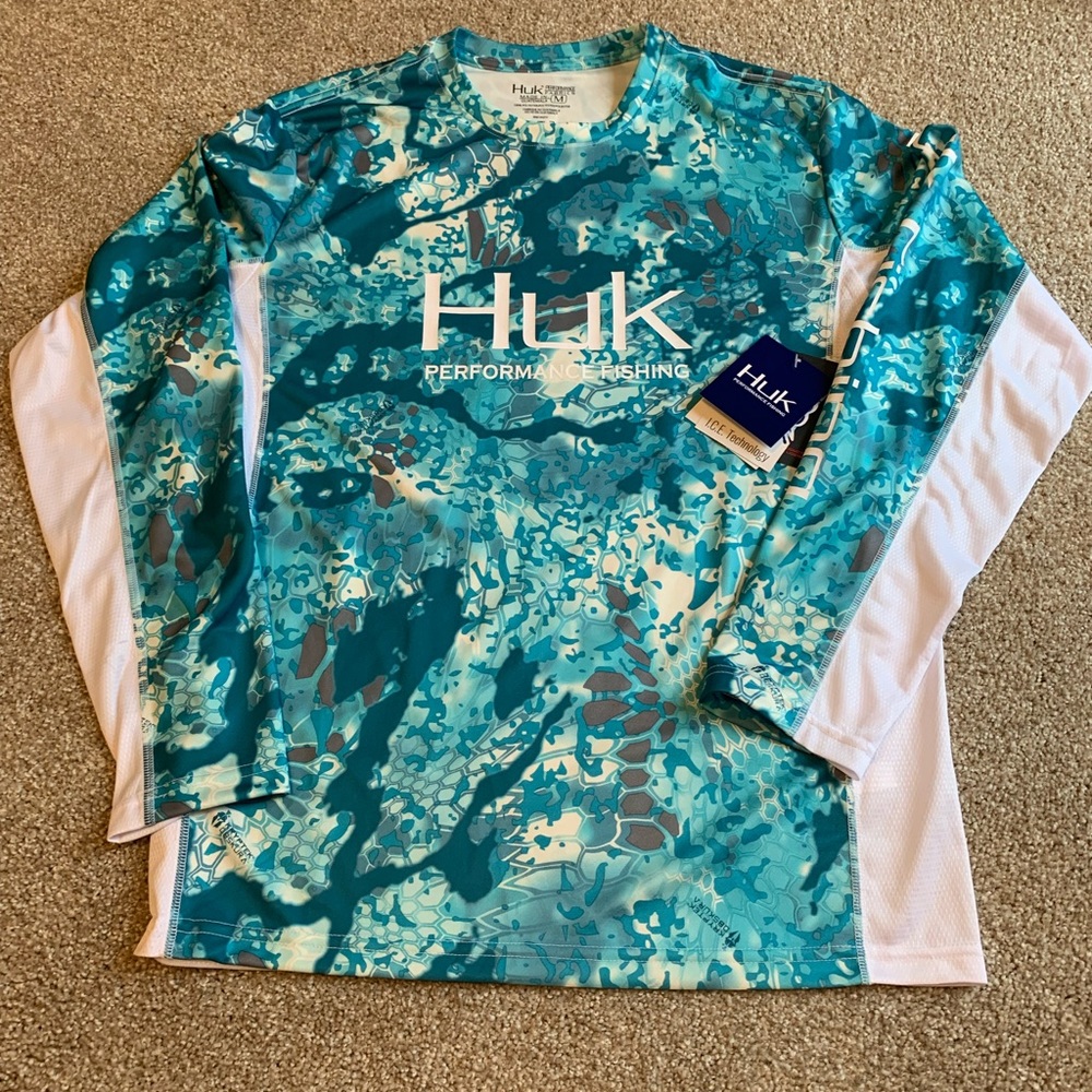 Huk Performance Fishing Shirt